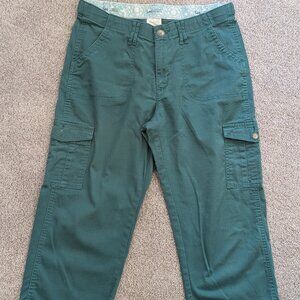Lee Comfort Waistband, Teal, mid length, cargo pants, pockets on side. Size 10 m